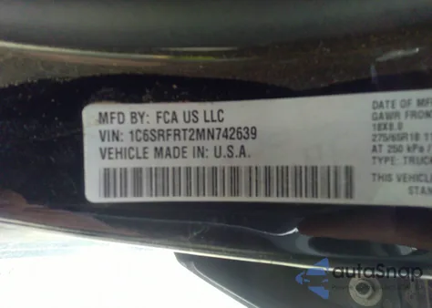 2021 Ram 1500 Laramie 4X4 6'4 Box из США, поврежденный, VIN 1C6SRFRT2MN742639